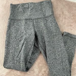 Lululemon Wonder under leggings